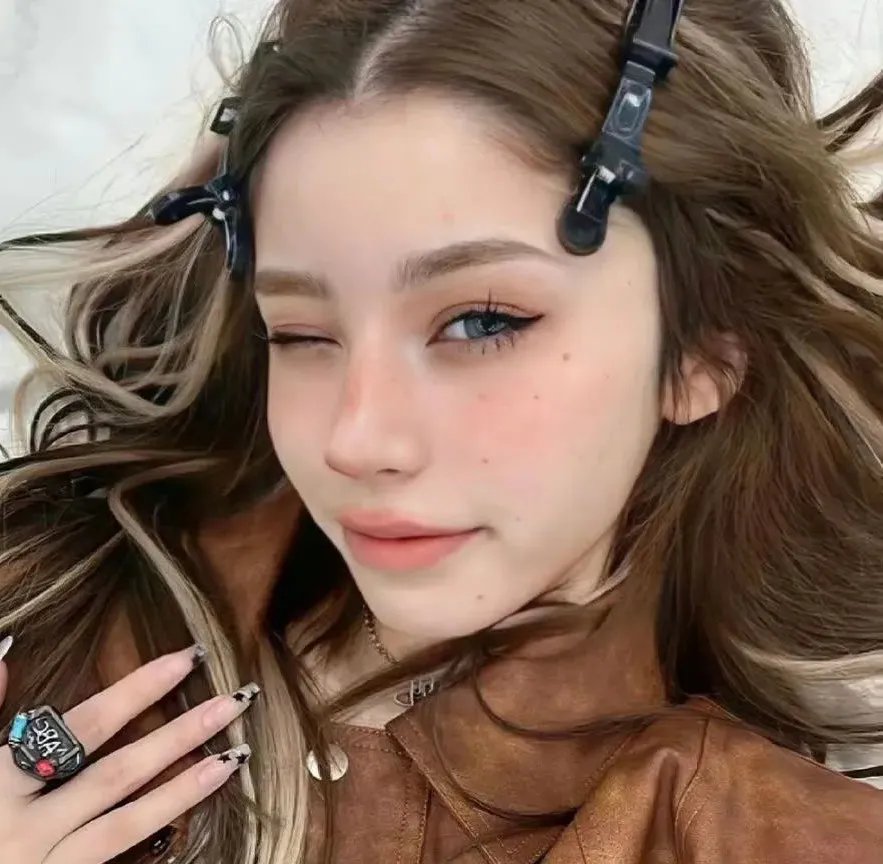 月与莱卡与吸血公主